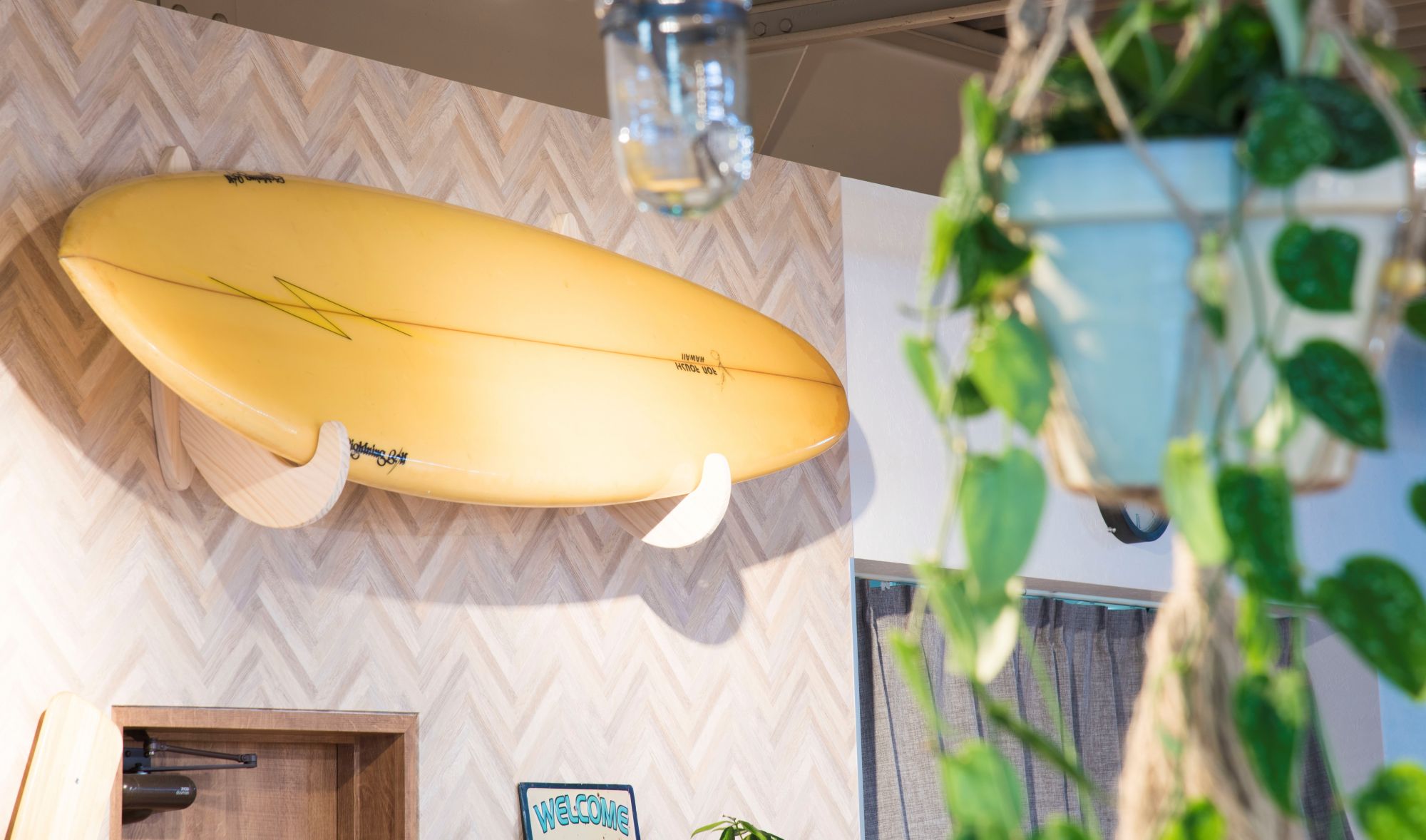 【野並】≪最低保障給あり≫≪完全週休2日制≫≪土日休み／連休の取得可能≫入社2ヵ月は50万円の最低保証給あり！自分の働きやすい働き方が可能！「By Eight野並店（バイエイトノナミテン）」からスタイリスト（美容師）の求人☆★