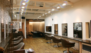 【新発田】≪営業中レッスンOK≫≪日祝休みOK≫≪社会保険完備≫充実した教育体制で安心して着実に成長できるサロン！「belles cheveux by HISAO（ベルシュブーバイヒサオ）」からアシスタント（美容師）の求人☆★