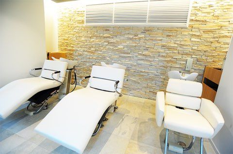 【川崎駅】≪奨学金手当あり≫≪住宅手当あり≫≪最短2年でデビュー可能≫しっかり構成されたカリキュラムでデビューを目指せます！福利厚生、手当も充実！「Natural collet（ナチュラルコレット）」からアシスタント（美容師）の求人☆★