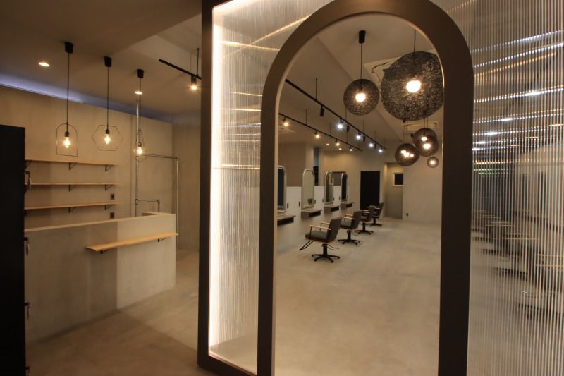 【津駅】≪最短半年デビュー可≫≪ハイレベルな技術≫≪月8日休み≫豊富な休日面、充実した福利厚生面で安心して永く働けるサロン!「shel 津山の手店(シェルツヤマノテテン)」からアシスタント(美容師)の求人☆★