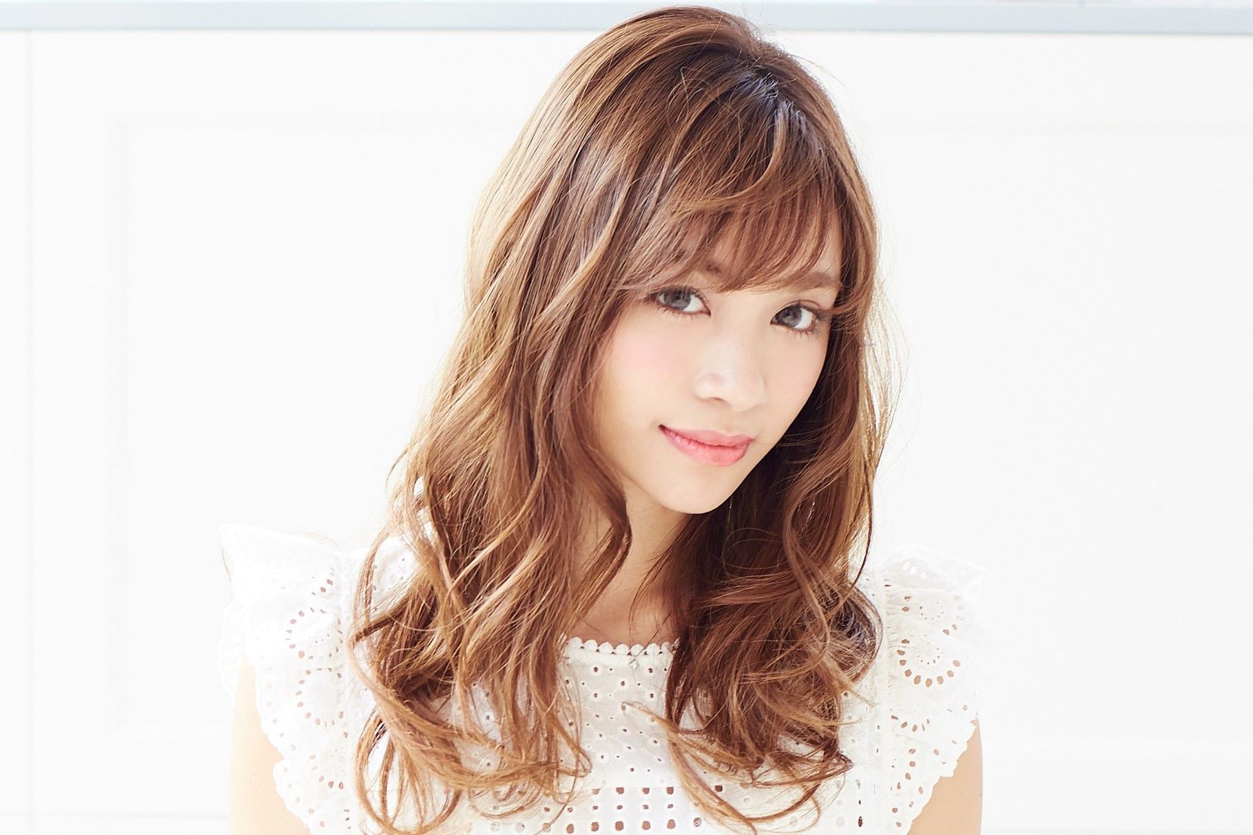 【つくば駅】≪最高月収80万円≫≪土日祝休みOK≫≪完全週休2日制≫≪16時までの勤務OK≫かなりの高待遇な環境で働くことができます！バリバリ働きたい方も、自分のペースで働きたい方にもオススメです！「aile by sion（エルバイシオン）」からスタイリスト（美容師）の求人☆★