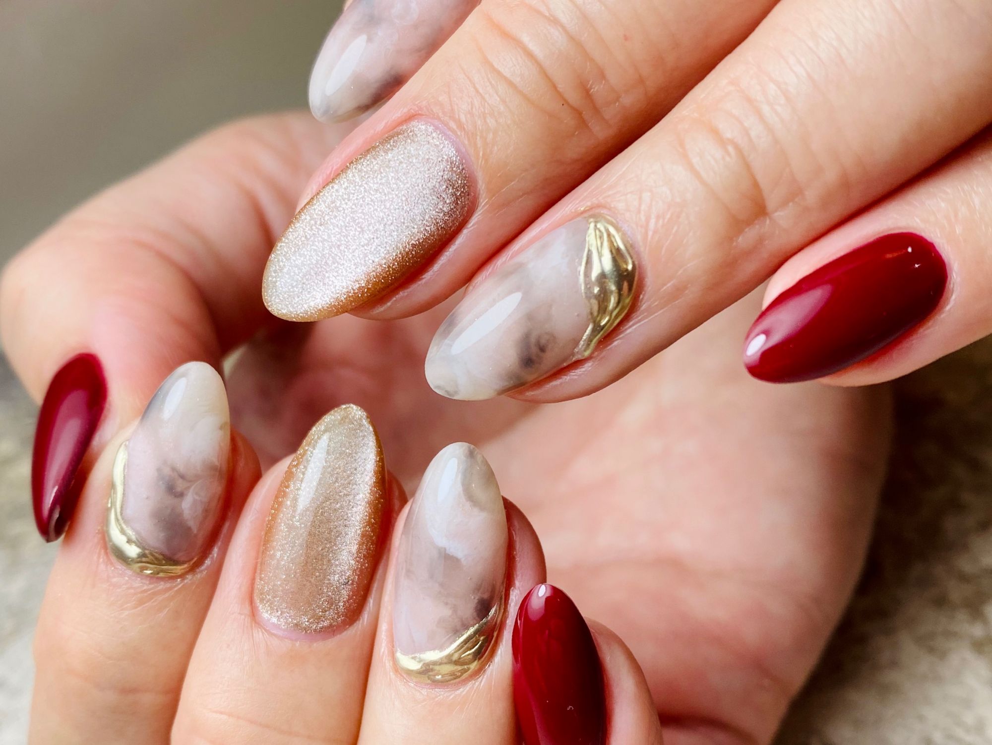 【銀座】≪完全週休2日制≫≪月給22万円スタート≫≪有給休暇あり≫圧倒的フォルムのキレイさでリピーター続出！！安定した待遇で高い技術を身に付けられるサロン「bio tope +（ビオトーププラス）」からネイリスト（ネイル）の求人☆★