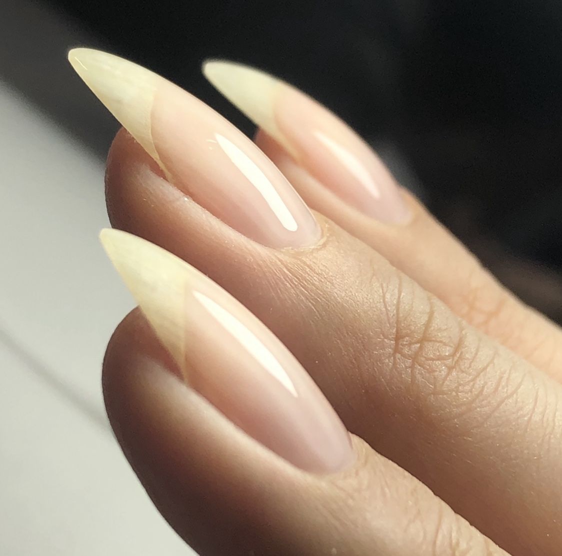 【銀座】≪完全週休2日制≫≪月給22万円スタート≫≪有給休暇あり≫圧倒的フォルムのキレイさでリピーター続出！！安定した待遇で高い技術を身に付けられるサロン「bio tope +（ビオトーププラス）」からネイリスト（ネイル）の求人☆★