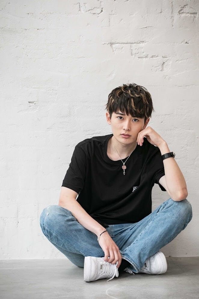 【仙台駅】業務委託or正社員■保障給相談可能・指名料自己設定可能・社会保険完備■最新の薬剤を使用し、集客力バツグン！顧客様がいない方でも安心して働き始めることができます！「pesca 仙台駅前店（ペスカセンダイエキマエテン）」からスタイリスト（美容師）の求人☆★