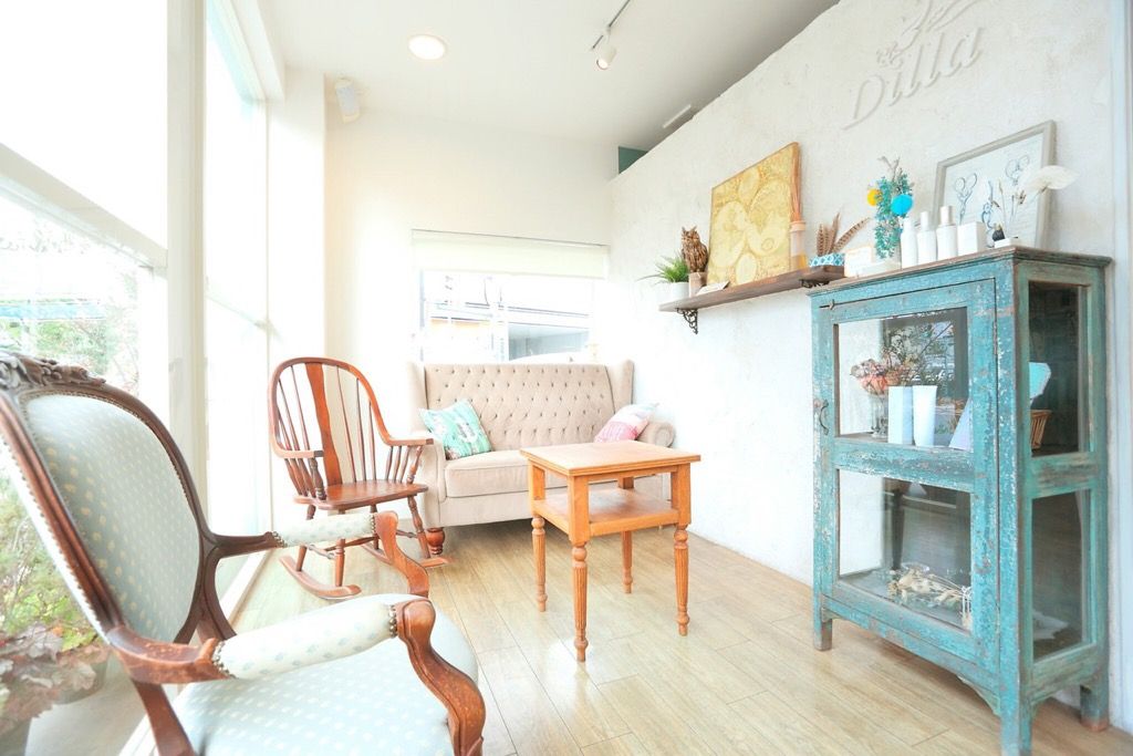 【西川口】≪営業時間内レッスンOK≫≪最短2年でデビュー可能≫≪土日祝休みOK≫≪20時までに退勤可能≫メリハリをつけてスタイリストデビューを目指すことができます！しっかり技術を学ぶことができるアットホームサロン！「Dilla 西川口店（ディラニシカワグチテン）」からアシスタント（美容師）の求人☆★☆