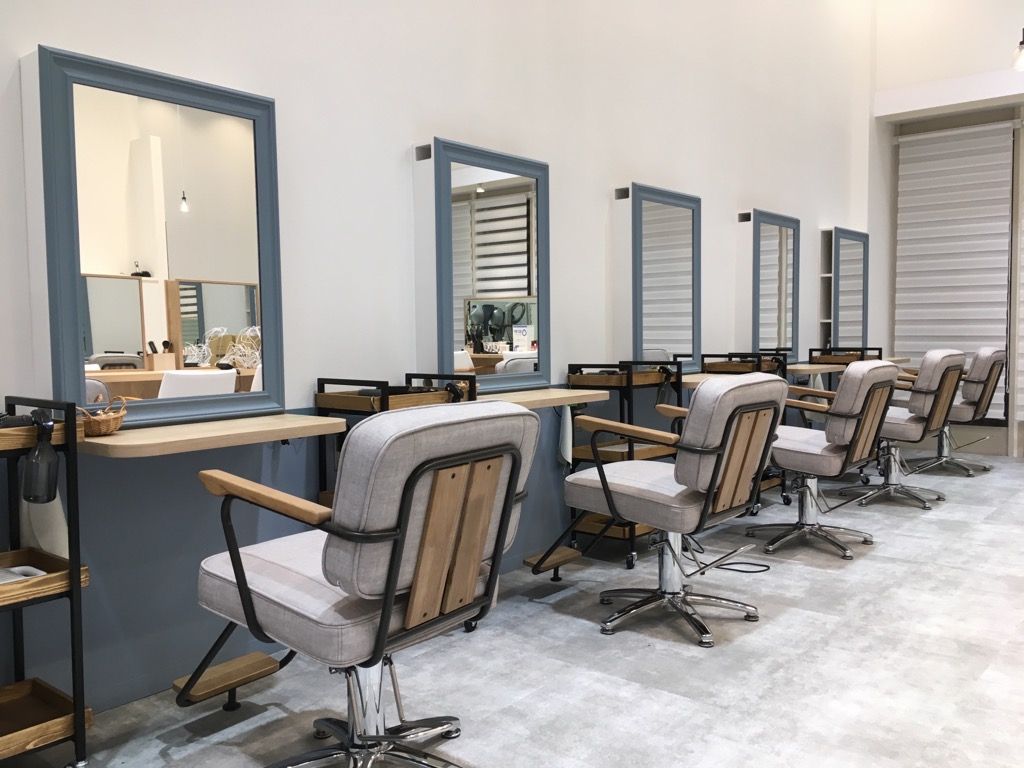 【大津京】≪月給25万円以上≫≪月8日休み≫≪土日休み取得OK≫スタッフ同士協力し合う体制が整っているので、雰囲気が良いサロンです！1人1人の希望に合わせた働き方ができる「LamuRe イオンスタイル大津京店（ラムレイオンスタイルオオツキョウテン）」からスタイリスト（美容師）の求人☆★