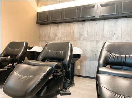 【大宮】≪正社員or業務委託≫≪休日数選択可能≫≪土日祝休みOK≫美容師さんとして長期で活躍できる環境作りをしています！お客様1人ひとりにしっかり向き合える高単価サロン！「ECLART aile 大宮東口店（エクラートエールオオミヤヒガシグチテン）」からスタイリスト（美容師）の求人★☆