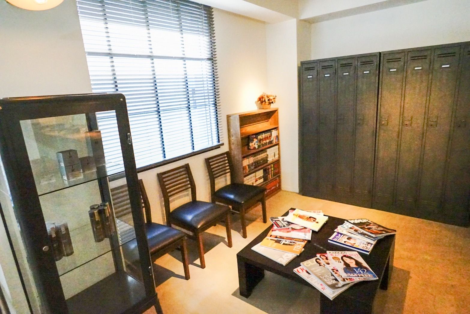 【栄】≪土日休みOK≫≪月給24万円〜≫≪高収入も可能≫毎月たくさんの新規客が来店!常に入客のチャンスあり!「Maison by little (メゾンバイリトル)」からスタイリスト(美容師)の求人☆★