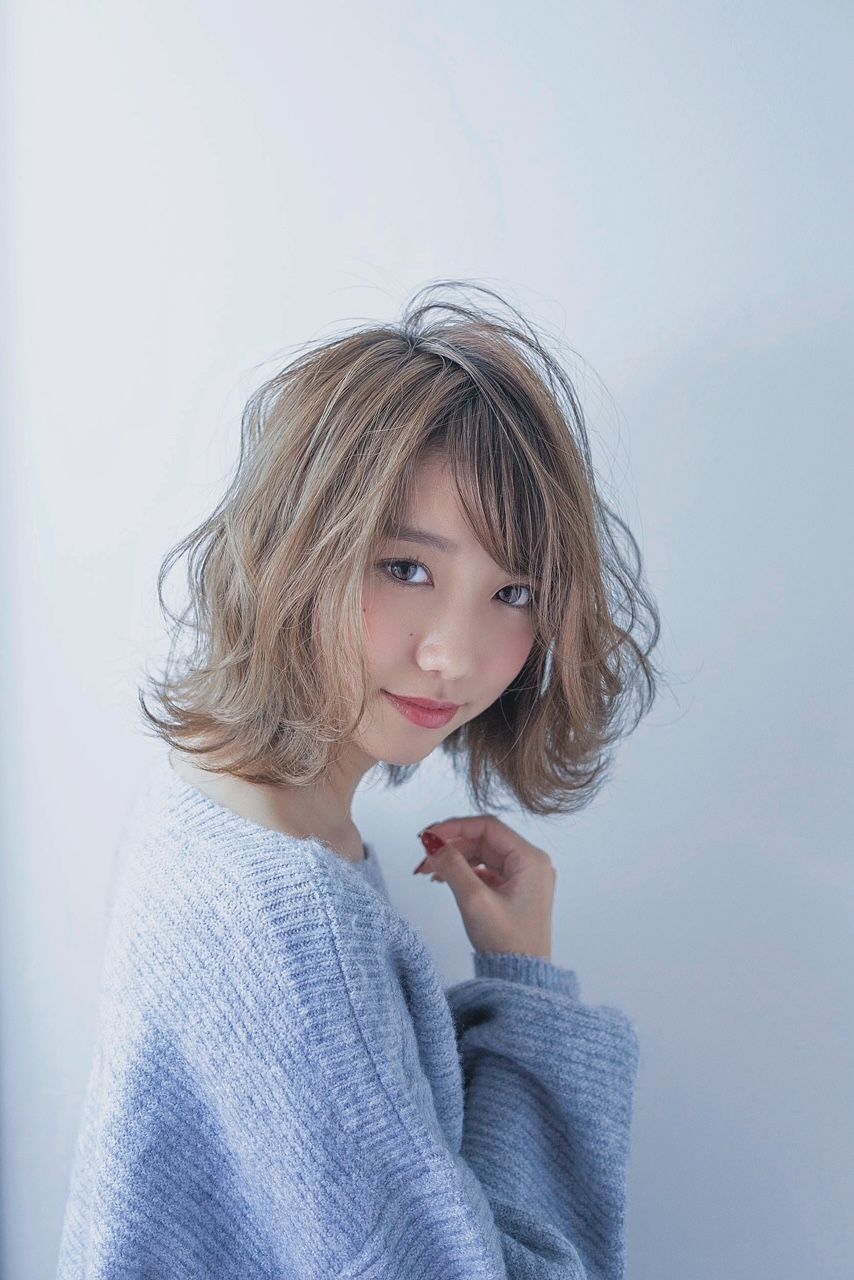 【播磨高岡】≪完全週休2日≫≪土日休みOK!≫≪夏季・年末年始休暇あり!(5,6連休OK)≫≪1か月に5体までウィッグ支給!≫≪駐車場代はサロン負担!≫≪営業中レッスンOK≫≪2年以内でデビュー可能!≫スタッフが働きやすい環境が整っており、楽しくお仕事ができる!「hair salon HEARTS(ヘアサロンハーツ)」からアシスタント(美容師)の求人☆★☆