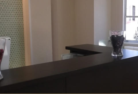 【石橋】月給18万スタート！完全週休2日！コンクール受賞歴も豊富なオーナーがきっちり指導してくれますよ！今ならアイラッシュも教えてもらえるかも♪エステやヘッドスパも提供するトータルビューティーサロンからアシスタント（美容師）の求人☆★☆