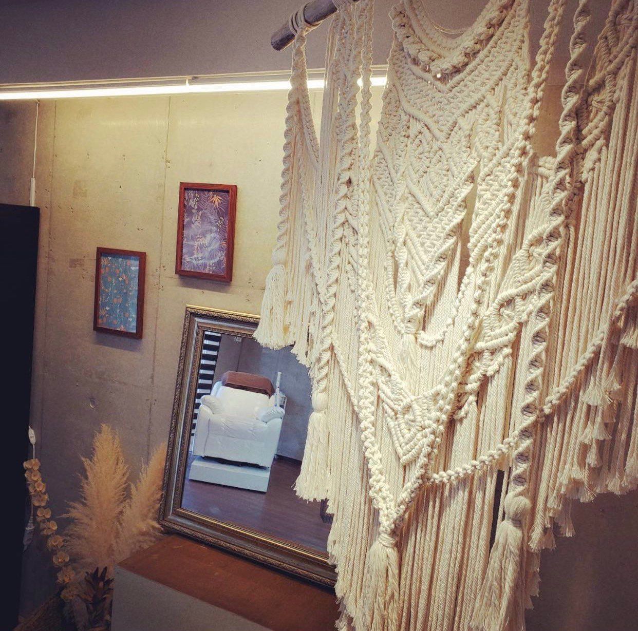 【石垣島】★オンライン面接OK★≪最低保障給あり・自由出勤制・20時までに退勤可能≫入客チャンスが多数あるため、初めての業務委託でも安心してお仕事できますよ！！幅広い世代の方を笑顔にするトータルビューティーサロン「GLOBAL NEO（グローバルネオ）」からアイリスト（アイデザイナー・まつ毛エクステ）の求人☆☆