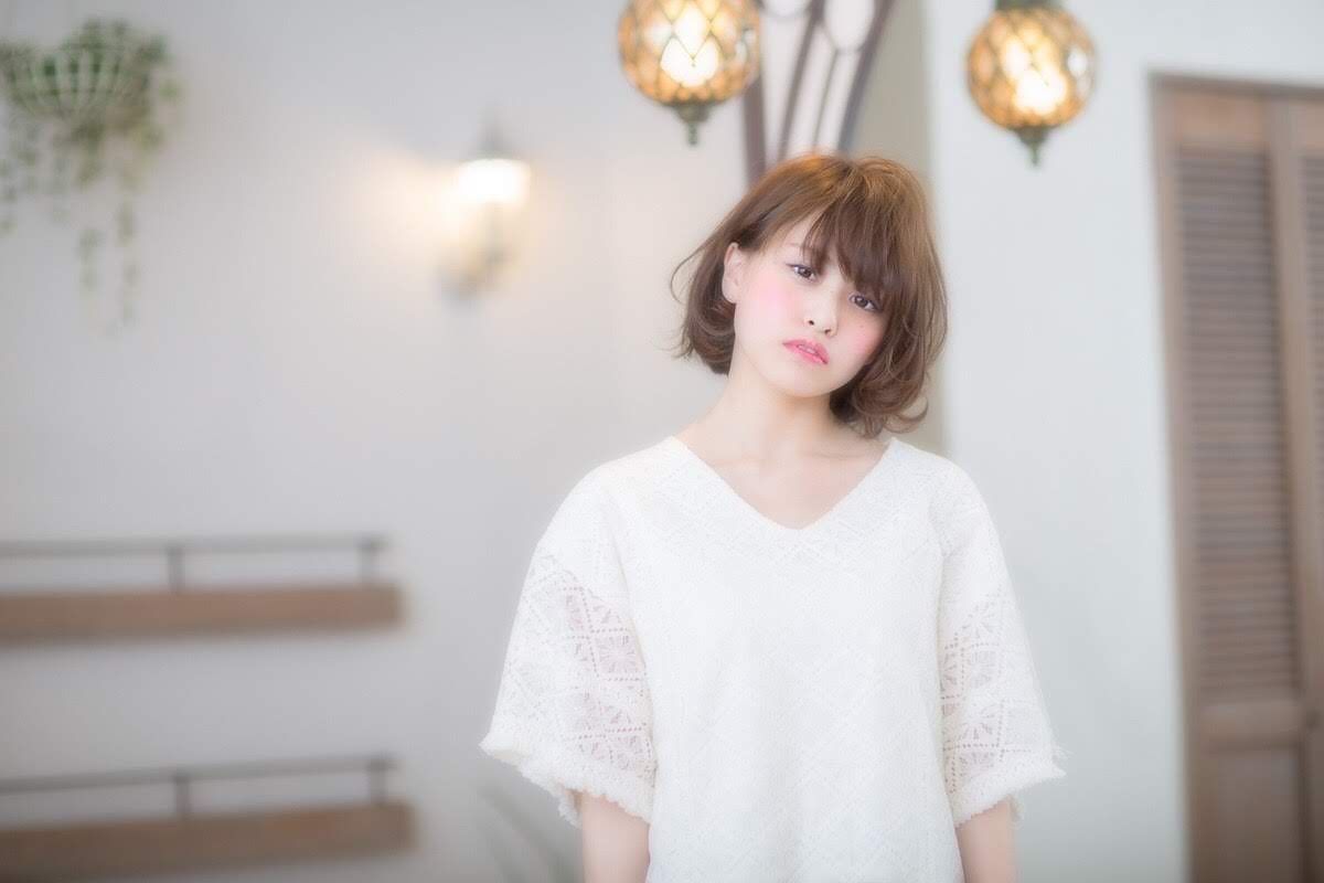 【心斎橋】≪顧客お持ちの方を募集≫≪指名売上70％還元≫≪単価2万円以上≫オリジナルの髪質改善トリートメントでお客様のお悩みを解決する本格的なヘアケアサロン！「&chaLme 心斎橋（アンドシャルムシンサイバシテン）」からスタイリスト（美容師）の求人★☆