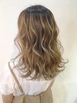 【出雲市駅】正社員と業務委託を選択可能！≪フリー40〜45％／指名45〜55％還元≫集客も抜群で月収50万円以上も可能！ブランクのある方やママさんも歓迎！ヘアケア、髪質改善に特化した「charme hair 出雲店（シャルムへアーイズモテン）」からスタイリスト（美容師）の求人☆★