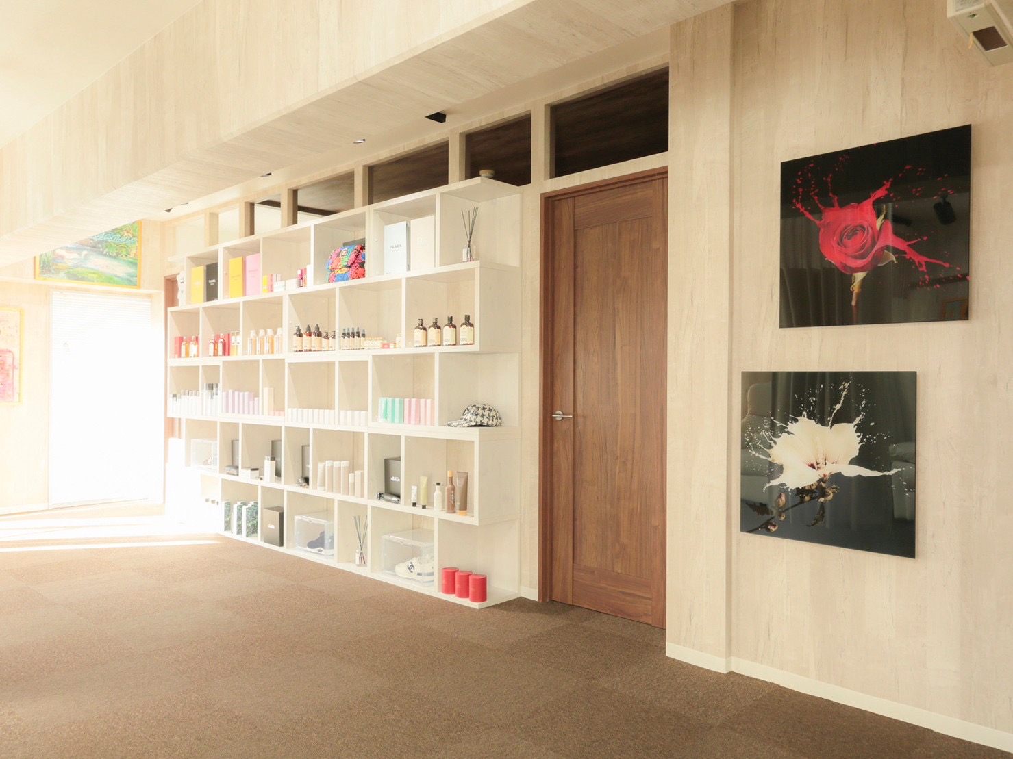 【烏丸】≪ネイルサロンでの実務経験のある方の募集≫≪月8日休み≫≪土日休み可能≫≪社会保険完備≫≪有給休暇あり≫オフィスネイルやマグネットネイルがウリ！実務経験のある方は美容師やアイリスト、エステティシャンとの兼任での業務も可能なトータルビューティーサロン！「NOEL（ノエル）」からネイリスト（ネイル）の求人☆☆