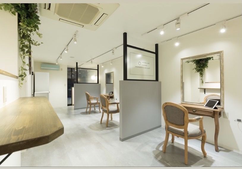 【中崎町】≪月給23万円≫≪半個室サロン≫今後店長やオーナーになりたい方からの応募も歓迎!!流行りや最新の商材を数多く取り扱うトレンドサロン!メンズのお客さんも多いサロン!!「unbend(アンベンド)」からスタイリスト(美容師)の求人☆★