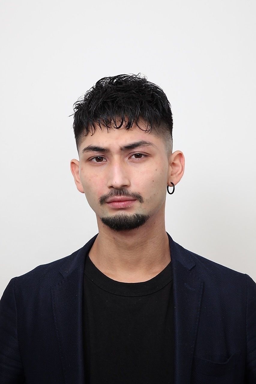 【西梅田】≪月給23万円〜≫≪完全週休2日≫≪社会保険完備≫ツイスパやフェードなど、トレンドに敏感なお客様担当したい方におすすめ！メンズ専門サロン！入客チャンスあり！「BARBER SHOP Cloud9（バーバーショップクラウドナイン）」からスタイリスト（美容師・理容師）の求人☆★☆