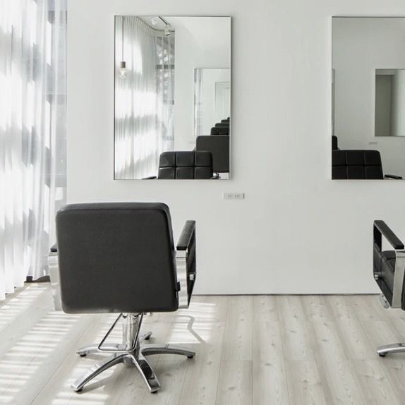 【西太子堂】≪完全週休2日制≫≪営業時間内レッスンOK≫≪社会保険完備≫≪交通費全額支給≫≪最短2年以内にデビュー可能≫頭皮整体を行う人気オシャレサロン!プライベートも充実させながらスタイリストデビューを目指せますよ!(「SAATCHI(サーチ)」からアシスタント(美容師)の求人☆★☆