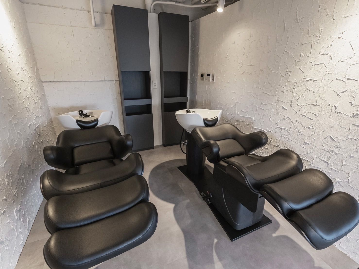 【今福鶴見】≪マンツーマン接客で丁寧な施術≫≪月10日までお休みOK≫≪土日のお休み、連休もOK≫≪時短勤務も相談可能≫≪フリー40%/指名50%還元 の高還元率で稼ぎやすく、丁寧に施術をして稼ぎたい方におすすめです!「Otto(オット)」からスタイリスト(美容師)の求人★☆