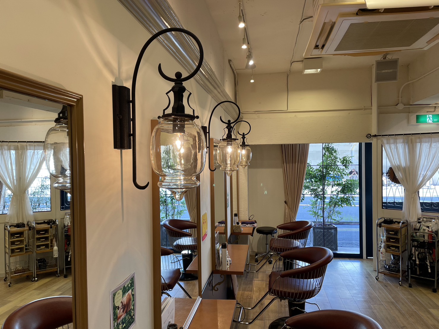 【摂津富田】≪完全週休2日制≫女性スタッフさん達が長く働けるように働きやすい環境を意識していると自然とそうなりました!スタッフさんの定着率もバッチリのサロン「raf grande stanza(ラフグランデスタンザ)」からスタイリスト(美容師)の求人☆☆