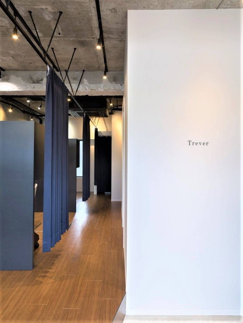 【豊中駅】≪5カ月間26万円保証≫≪完全自由出勤≫ライフスタイルに合わせて勤務できるプライベートサロン。メンズスタイルに特化した理容室ならではのメニューが人気!頑張り次第で高収入も可能です!「Trever(トレバー)」理容師(理容室)の求人★★