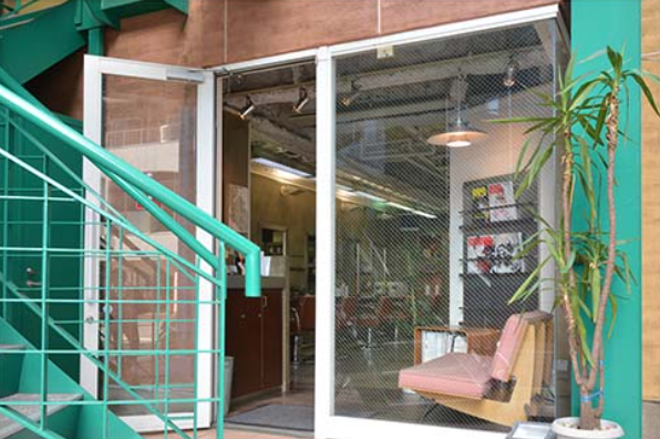 【新所沢】≪営業時間内レッスンOK!≫≪20時までに退勤可能≫≪休日数選択制≫≪有給消化率100%≫≪社会保険完備≫プライベートも充実させられる地域密着サロンです!「Robot Plus(ロボットプラス)」からアシスタント(美容師)の求人☆★