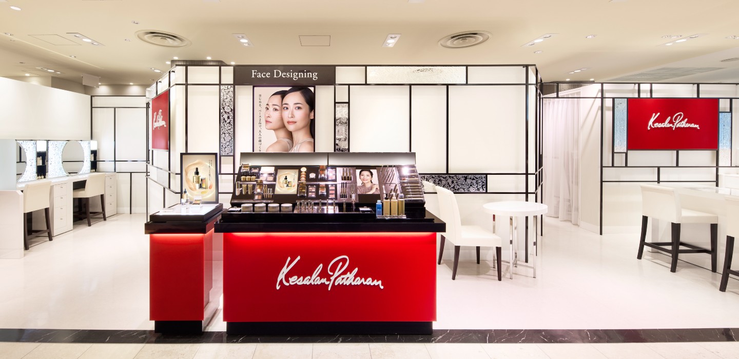 【河原町】充実の研修制度で未経験の方も安心♪社会保険完備★ボーナス有(固定＋業績賞与)★休日数の選択制(月8日 or 10日休み)正社員登用も可能です！ピアスグループの人気ブランド「ケサランパサラン」からアイリスト（アイデザイナー・まつげエクステ）の求人☆☆