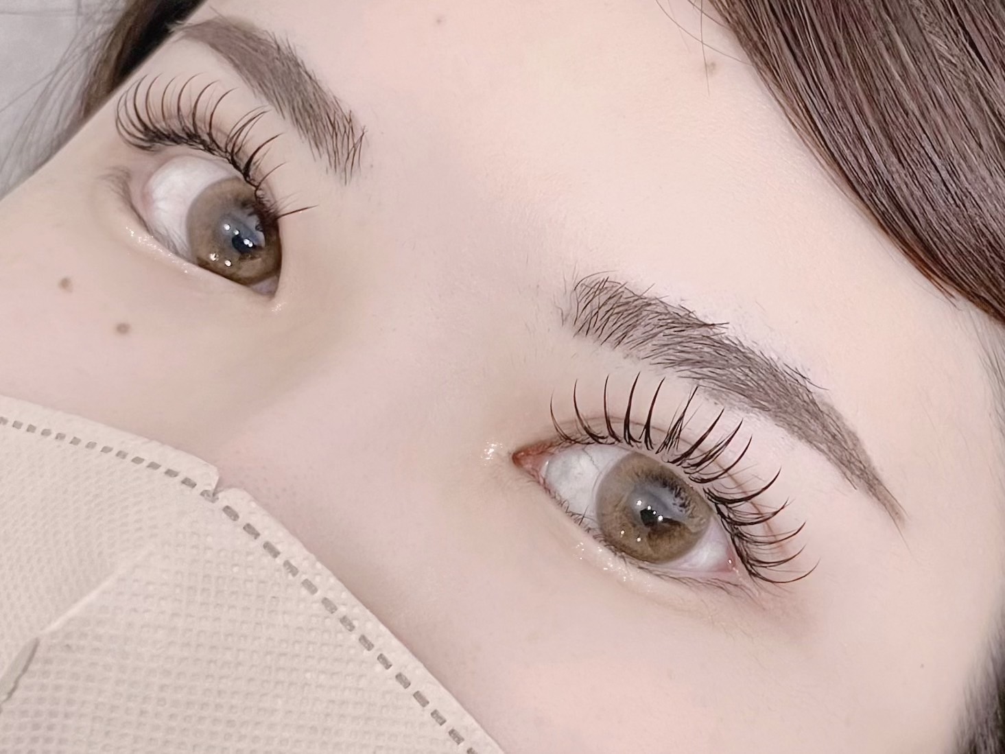 【北浜】ライフスタイルにあわせて雇用形態、休日数、早番遅番固定が選べる！！≪月8日or月10日休み≫≪お給料充実≫≪個室仕様≫お洒落な内装と満足度の高い技術力が魅力「Minuit（ミニュイ）」からアイリスト（まつげエクステ・まつげパーマ）の求人★☆★