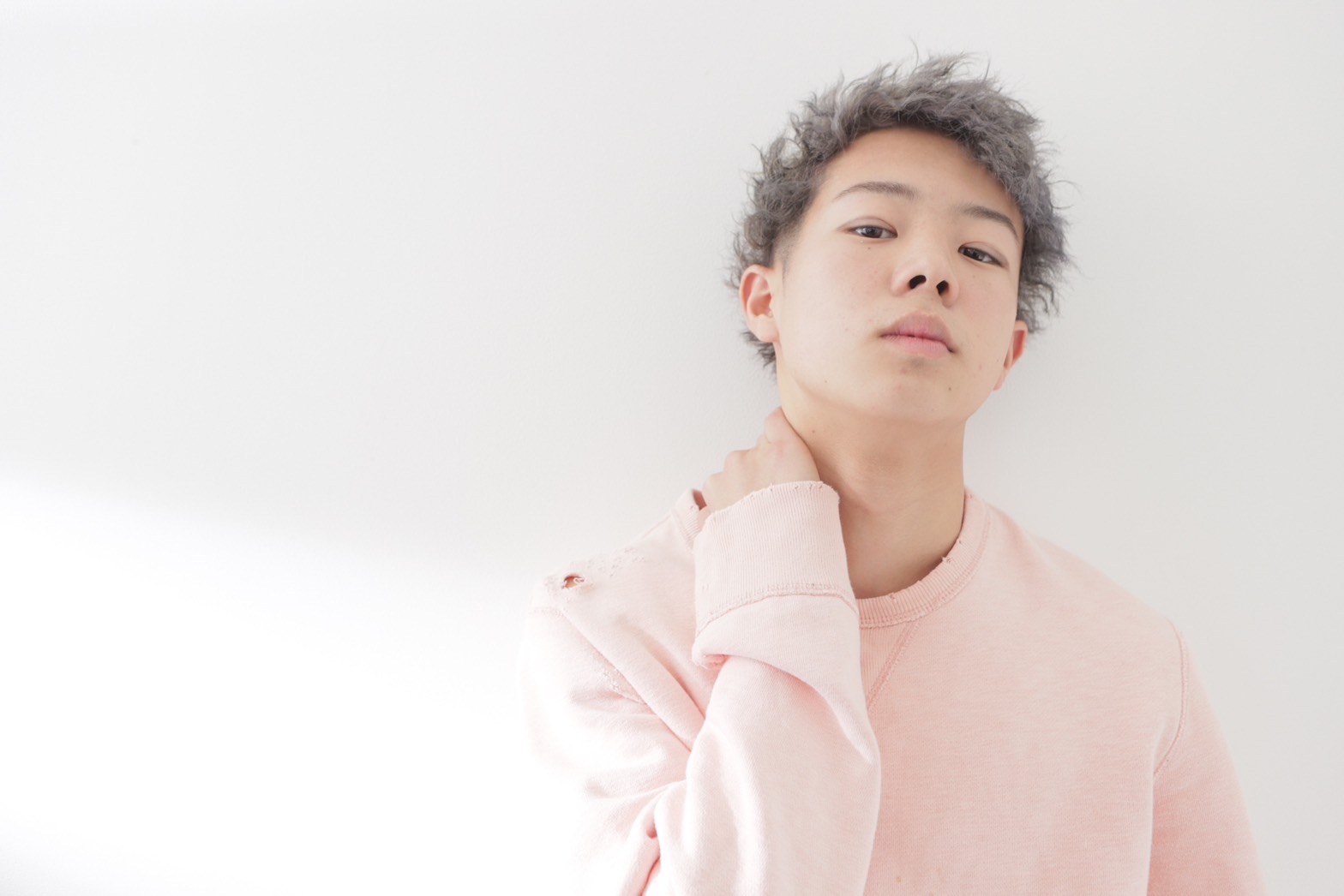 【上野】◆社会保険完備◆自由に使える有給休暇で連休も取得可能！カット入客チャンス大！一緒にサロンづくりをしていける方は特に歓迎です。好待遇メンズサロン「kearny（カーニー）」からスタイリスト（美容師）の求人☆★