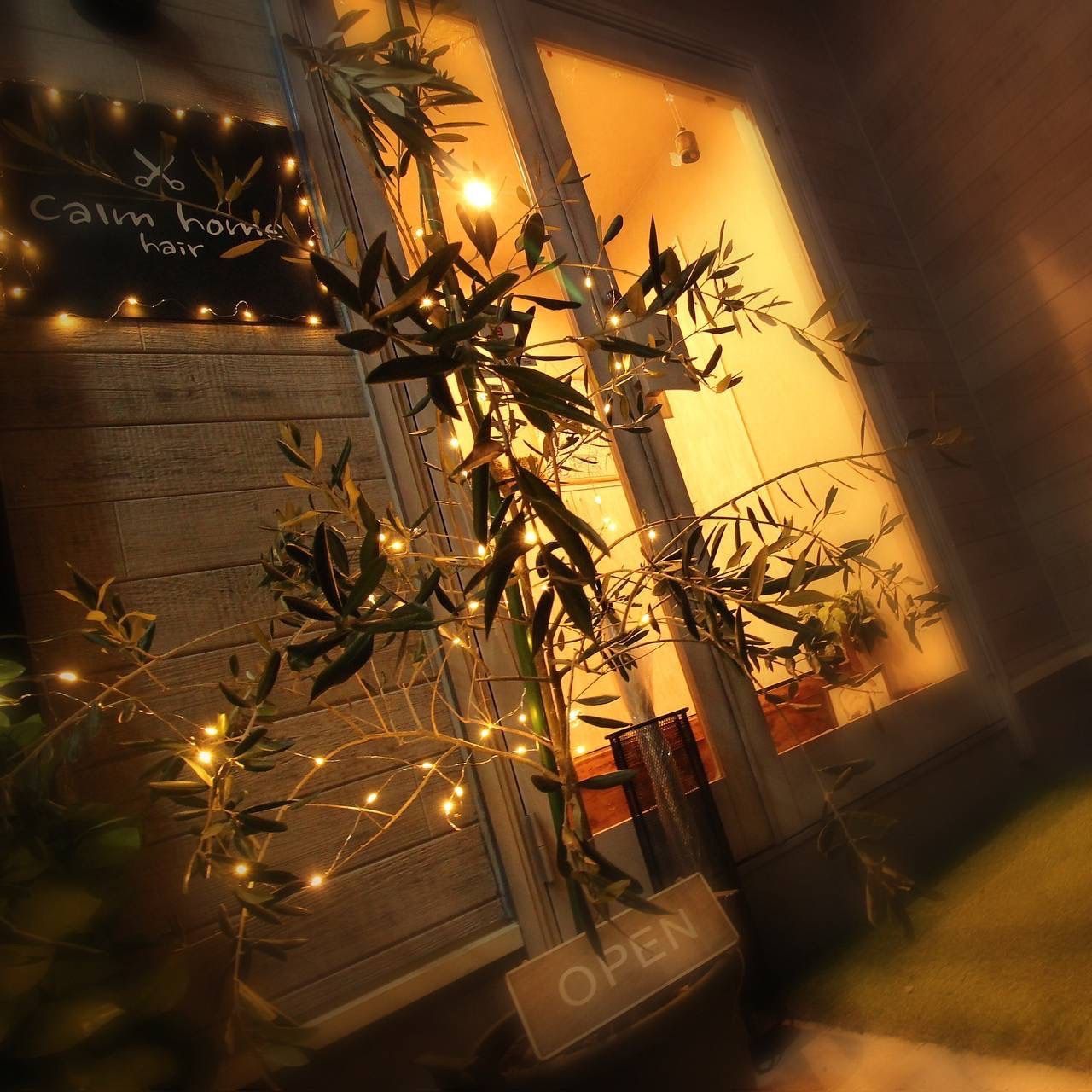 【等持院】≪業務委託or正社員≫≪土日祝休みOK≫ゆったりとした時間枠で入客できるオシャレサロン！1人1人のお客様に向き合って入客することができます！「calm home hair（カームホームヘアー）」からスタイリスト（美容師）の求人☆★