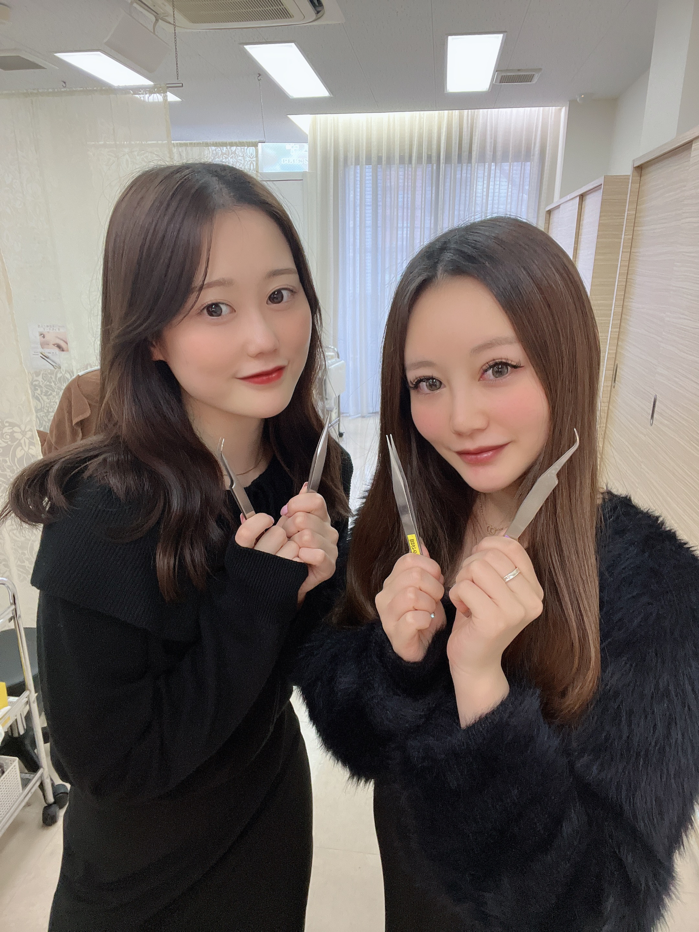 【武蔵小杉】◆産休育休実績あり・土日休み希望可能・月最大10日休み・ネイル髪色自由・社会保険完備◆月ごとに選べる勤務シフトでライフスタイルに合わせて働けます!抜群の研修体制で未経験の方でも安心して勤務開始可能!キャリアアップが叶います!「PLUS EYE 武蔵小杉店(プラスアイムサシコスギテン)」からアイリスト(まつげエクステ・まつげパーマ・アイブロウ)の求人☆☆