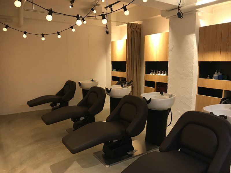 【小林】≪スタイリスト給与26万円スタート！≫≪社会保険完備≫≪完全週休2日制≫≪日祝定休日≫≪女性比率100％サロン≫日曜祝日が定休日＋手厚い保障で安心して長く働けるサロンママさん美容師も活躍中！「dot.hair gem（ドットヘアージェム）」からスタイリスト（美容師）の求人☆☆