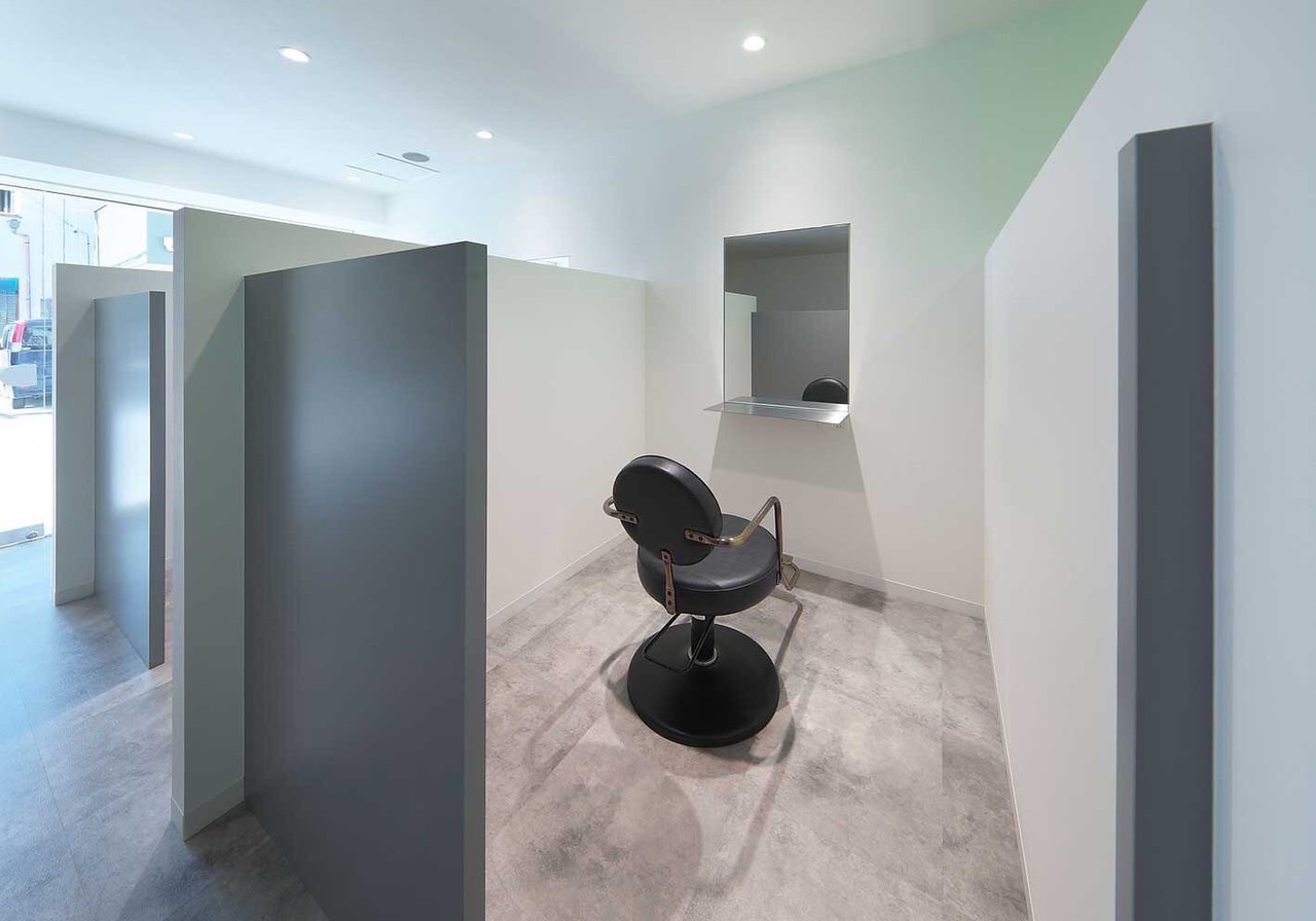 【関目高殿】≪韓国好き大歓迎≫≪選べる休日数≫≪高単価サロン≫≪マンツーマン施術≫郊外からトレンドのヘアースタイルを発信！韓国スタイルが人気です！「A/E/R（アエル）」からスタイリスト（美容師）の求人☆★☆