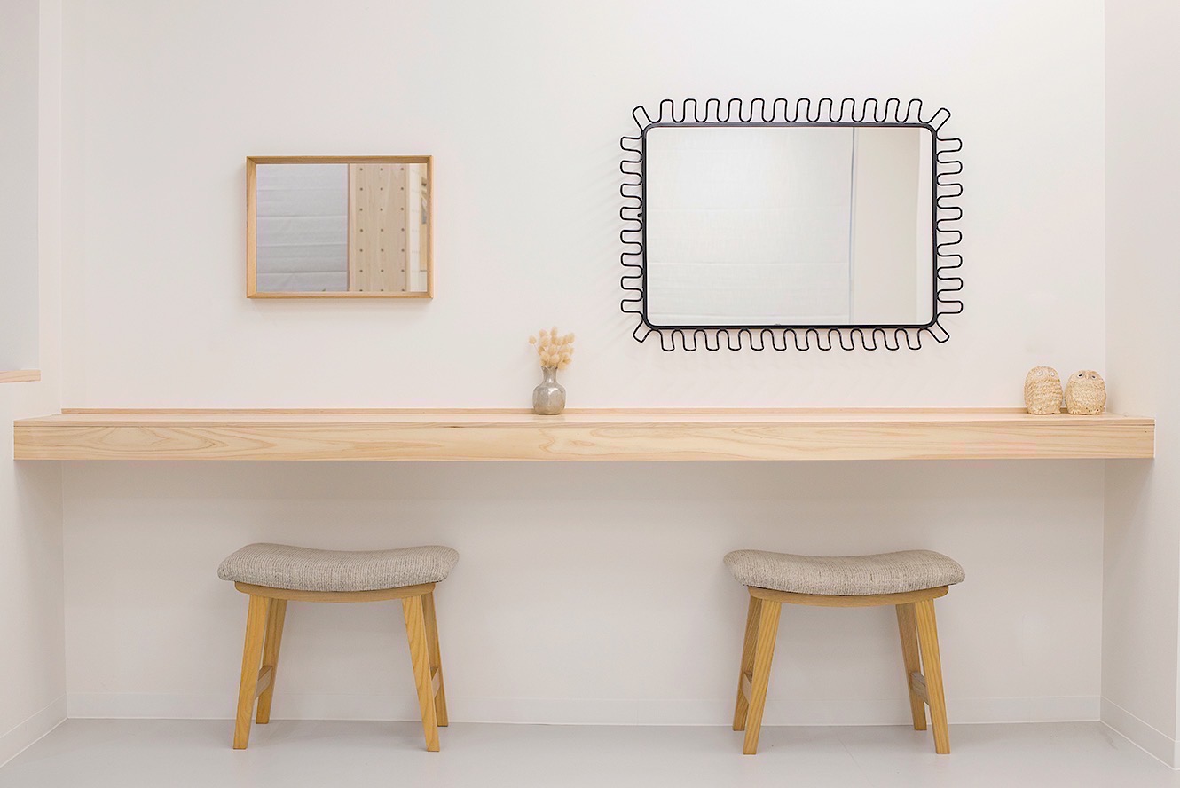 【梅田】≪社会保険完備≫≪髪色ネイル自由≫≪カウンセリング重視！≫少人数のアットホームなサロン「LILY BABE（リリーベイブ）」からアイリスト（アイデザイナー・まつ毛エクステ）の求人☆★