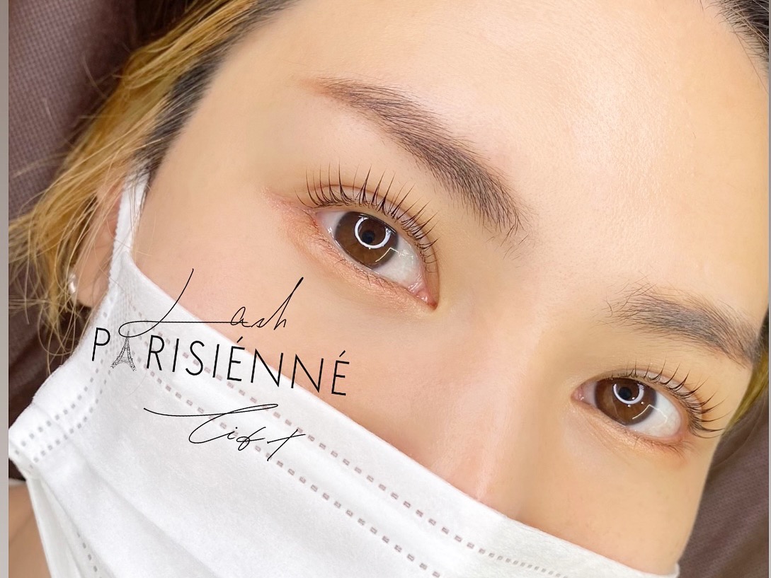 【梅田】≪社会保険完備≫≪髪色ネイル自由≫≪カウンセリング重視！≫少人数のアットホームなサロン「LILY BABE（リリーベイブ）」からアイリスト（アイデザイナー・まつ毛エクステ）の求人☆★