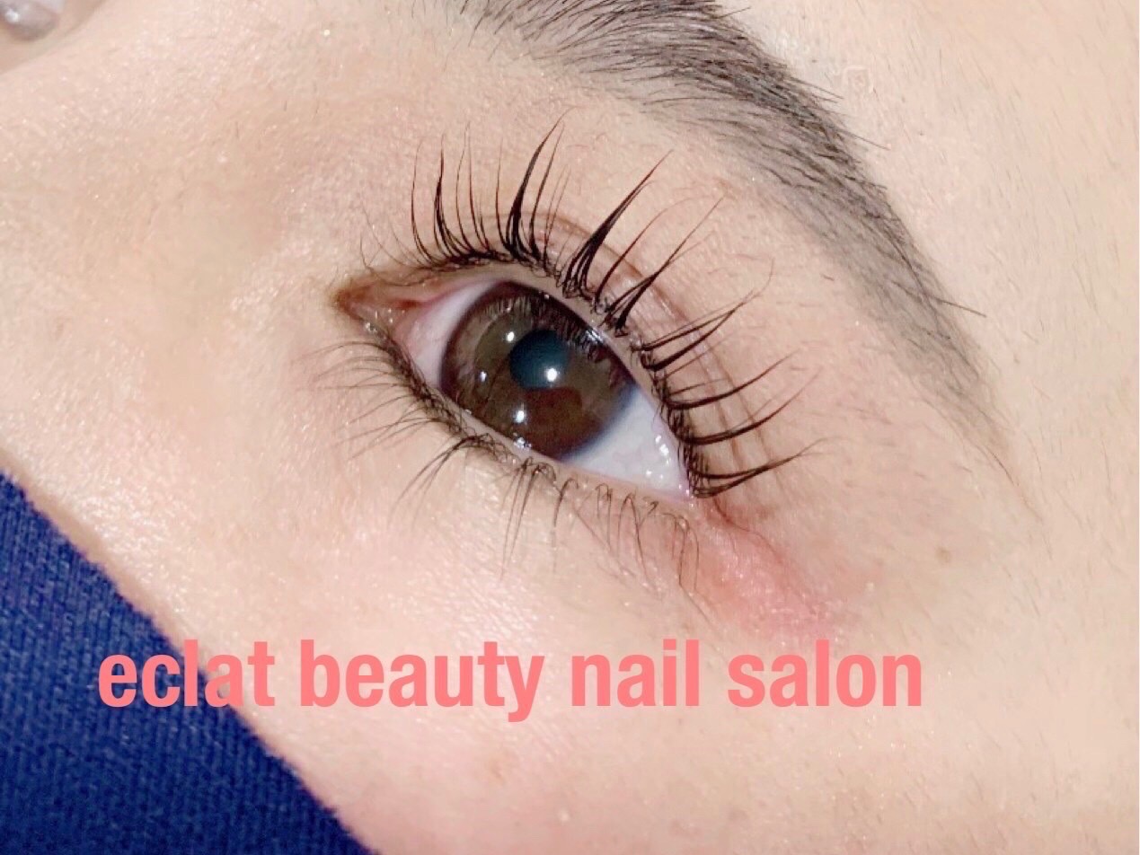 【枚方市駅】≪髪型ネイル自由≫≪16時までの勤務OK≫≪扶養内の勤務もOK≫ネイリスト、アイリストの兼任も可能です「eclat 枚方店（エクラヒラカタテン）」よりアイリスト（アイデザイナー・まつ毛エクステ）の求人☆★