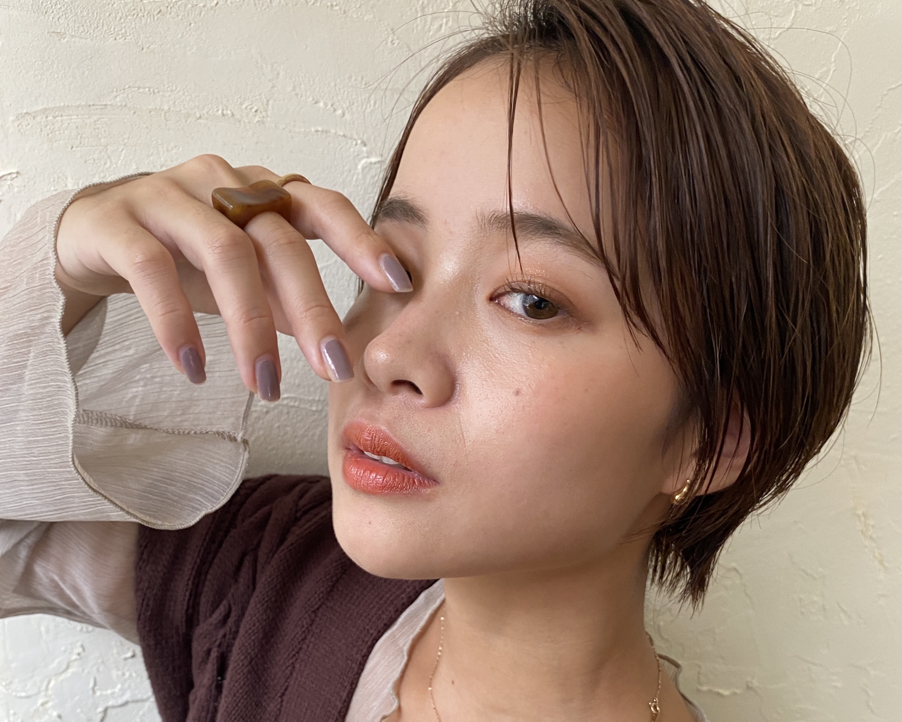 【JR吹田】≪月給25万円≫≪月8日休み選択OK≫≪20時退勤OK≫少人数制な地域密着型のヘアケア&髪質改善が人気なヘアサロン！「Loa（ロア）」からスタイリスト（美容師）の求人☆★