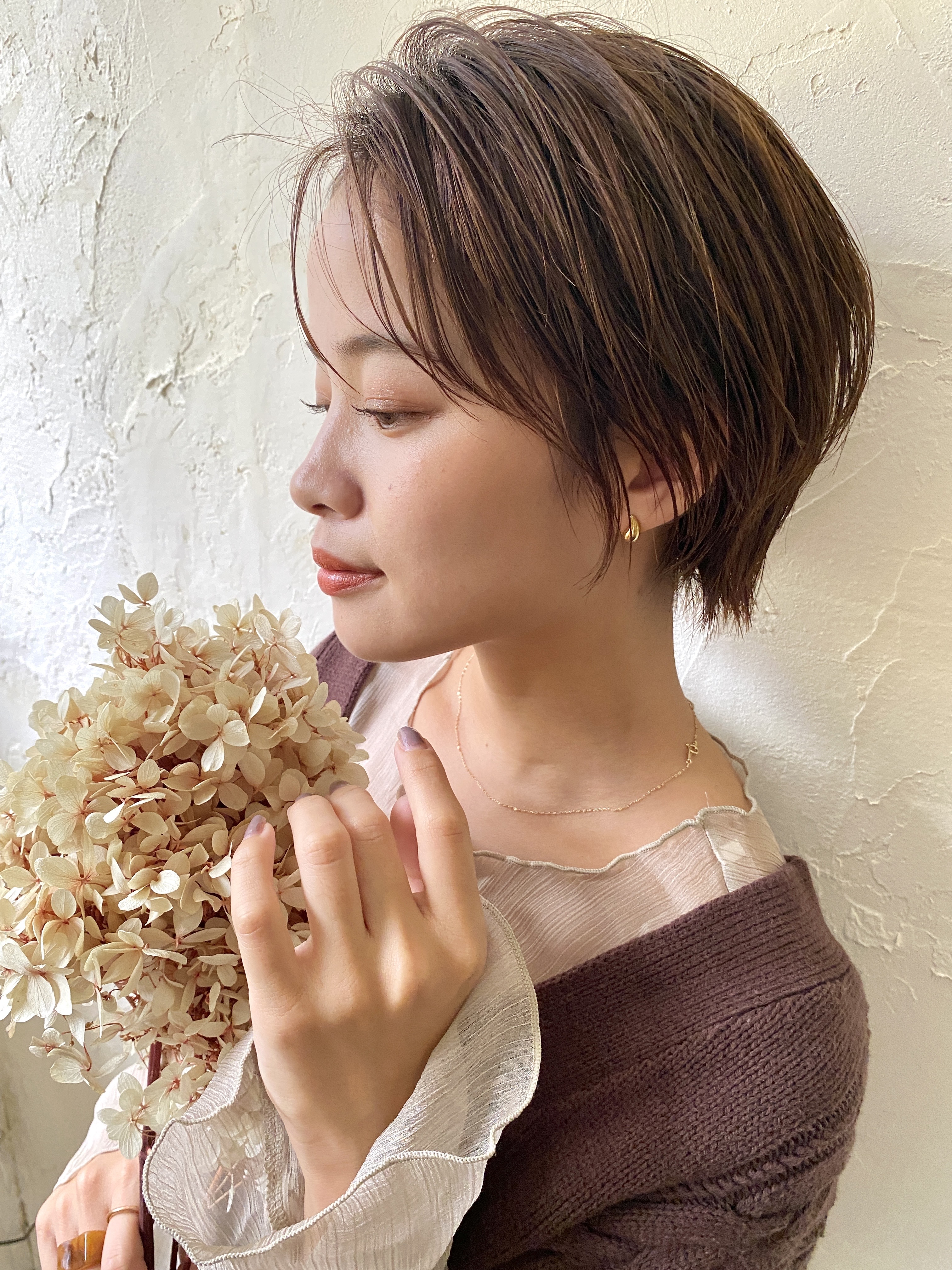 【JR吹田】≪月給25万円≫≪月8日休み選択OK≫≪20時退勤OK≫少人数制な地域密着型のヘアケア&髪質改善が人気なヘアサロン！「Loa（ロア）」からスタイリスト（美容師）の求人☆★