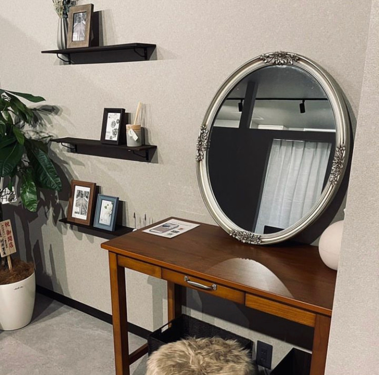 【大濠公園駅】≪月8日休み・実働8時間・社会保険完備・月給40万円以上のスタッフも在籍≫福利厚生が充実し働きやすい環境!多くのお客様に入客できるマツエク・ネイルのトータルビューティーサロン「Crescent Eye&Nail 福岡大濠店(クレセントアイアンドネイルフクオカオオホリテン)」からアイリスト(まつげエクステ・まつげパーマ・アイブロウ)の求人☆☆