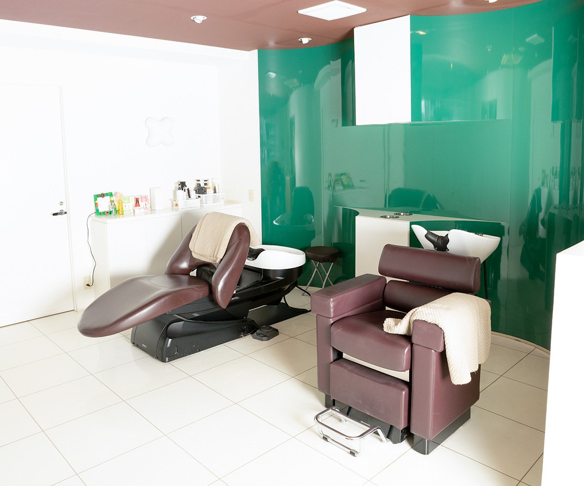 【南草津】≪月8日休み≫≪月給18万円≫≪社会保険完備≫≪最短2年でデビュー可能≫営業時間内レッスン可能!地域密着型の小規模サロン!「RICO HAIR(リコヘア)」からアシスタント(美容師)の求人☆★