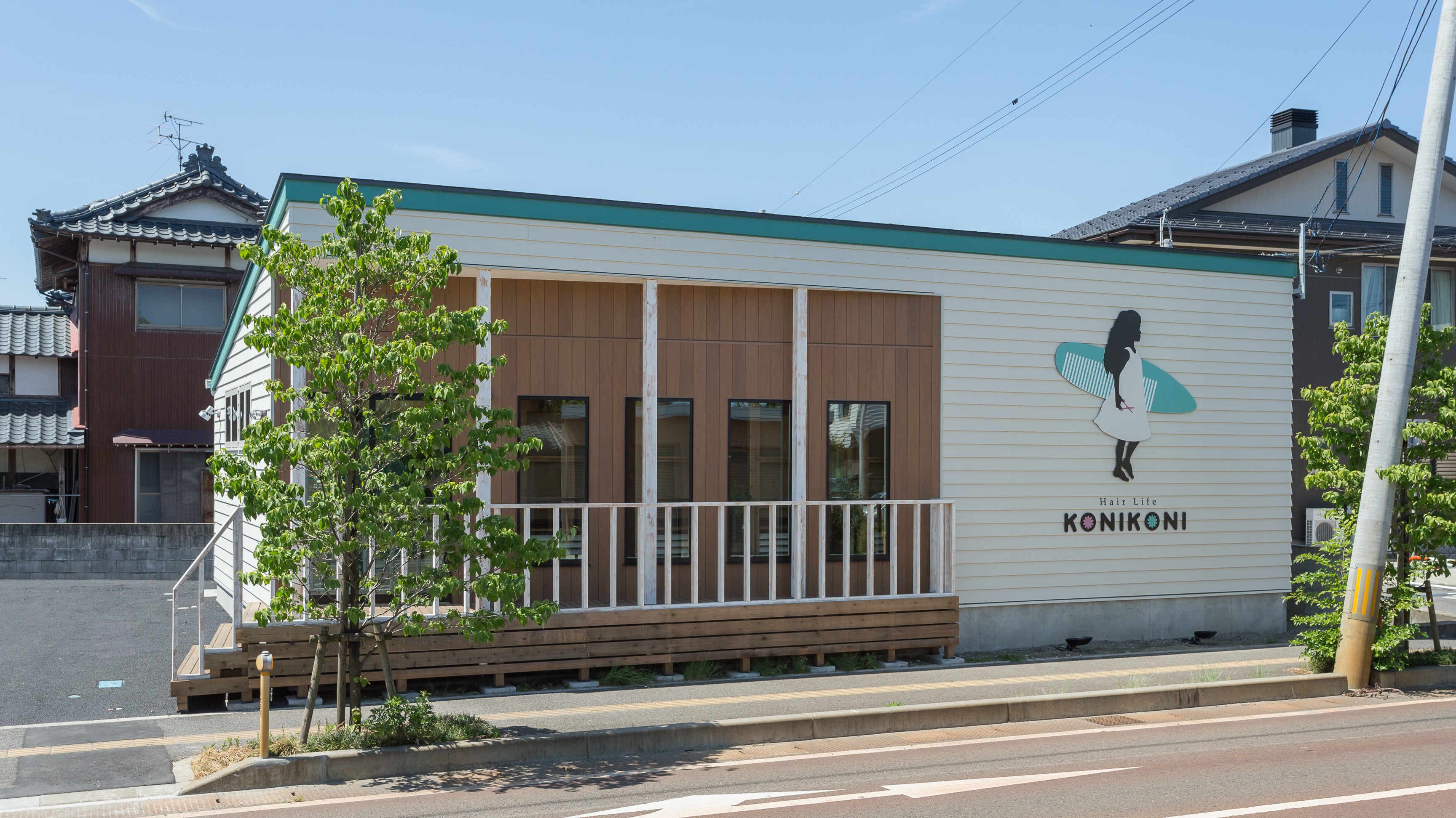 【新発田駅】◆マツエク、着付けも学べる・住宅手当あり・19時に退勤可能・日曜定休あり・月8,9日休み・社会保険完備・営業時間内レッスンOK◆美容師の地位向上を掲げ、年々条件が充実！今までの美容室にはない働き方と待遇でお待ちしています！「Hair Life KONIKONI（ヘアーライフコニコニ）」からアシスタント（美容師）の求人☆★