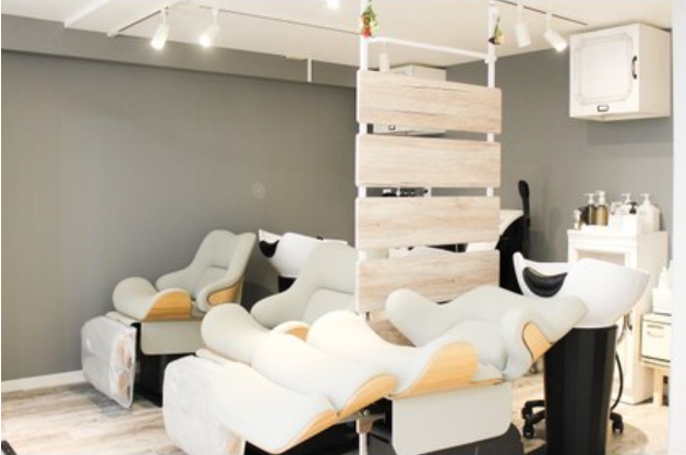 【国分寺駅】≪完全週休2日制も選べる！・着付けの入客可能・デビューまで2年以内を目指せる・有給休暇あり≫お客様1人1人に対する丁寧な接客がウリのサロンです！「er.ist.（アリスト）」からアシスタント（美容師）の求人☆★