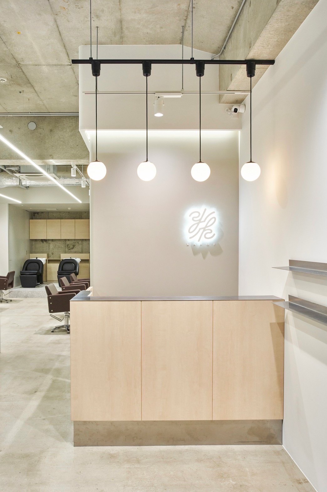 【恵比寿】≪週1日~OK・土日祝のお休みOK・確定申告サポートあり・20代のお客様の入客チャンス多数≫話題のパーソナルカラー診断や骨格診断が学べる!お客様1人1人としっかり向き合えるサロンです!「KANOI(カノイ)」からスタイリスト(美容師)の求人☆★