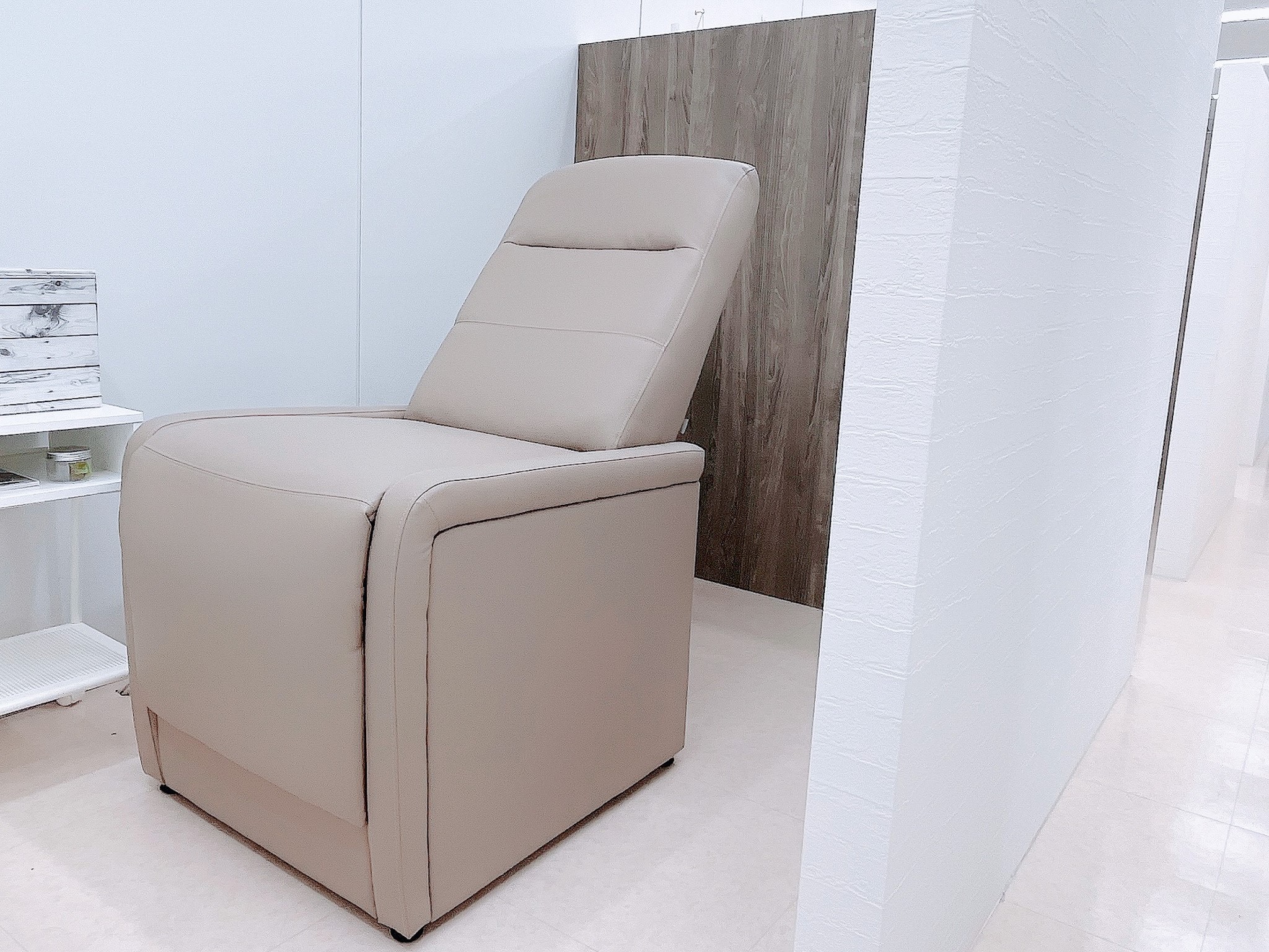 【海浜幕張】■日祝定休・完全週休2日制・産休育休実績あり・土曜休みも有り・有給休暇あり・社会保険完備・ネイルや髪型自由・スタッフ間の施術は無料■プライベートも充実させ、長く活躍できる環境です!「Eyelash&Nail TAKE(アイラッシュアンドネイルタケ)」からアイリスト(アイデザイナー・まつ毛エクステ)の求人☆☆