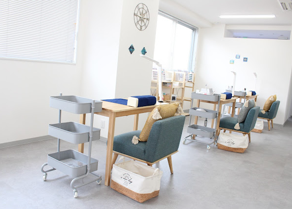 【三軒茶屋】≪土日のお休みOK・髪型ネイル自由・社会保険加入可能≫幅広い技術を営業時間中に習得できる!プライベートとの両立がしやすい「La Mer(ラメール)」からネイリスト(ネイル)の求人☆☆