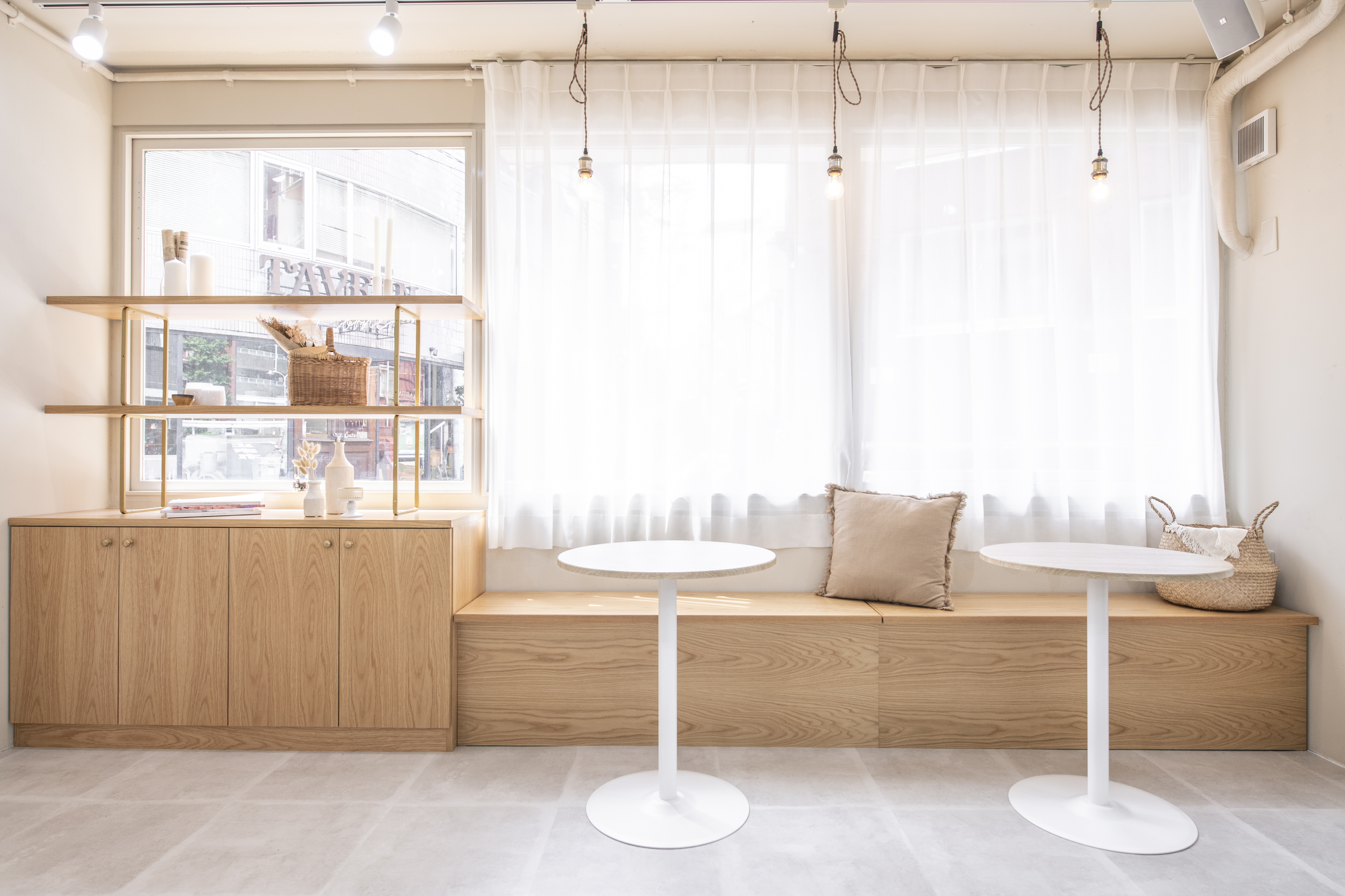 【中目黒】≪社会保険完備≫≪服装ネイル髪色自由≫≪有給休暇あり≫≪独立・開業支援あり≫≪産休育休実績あり≫8割以上のスタッフが未経験での入社なのでサロンワーク経験が無くても安心！「nuit 中目黒（ニュイナカメグロテン）」からアイリスト（アイデザイナー・まつ毛エクステ）の求人☆☆