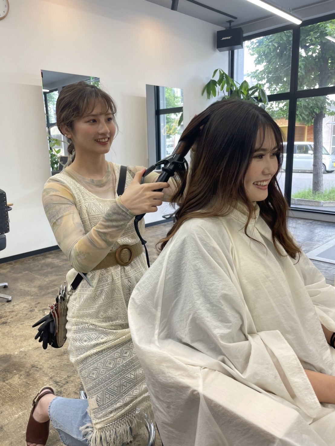 【北長瀬】≪社会保険完備≫≪土日休みどちらか相談可能≫≪平均月給30万円≫≪社内独立OK≫平均月給30~50万円以上を目指せる!実力派スタイリストが多数在籍、外部講習などスキルアップサポートがある環境!ヘアサロン「sol(ソル)」からスタイリスト(美容師)の求人☆★