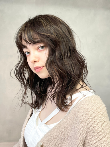 【北千住】≪完全マンツーマン・髪質改善がウリ・有給休暇あり≫有名店で培われたハイレベルな技術が習得できる!長く選ばれ続けるサロンを目指しています!「elu 北千住(エルキタセンジュ)」からスタイリスト(美容師)の求人☆★