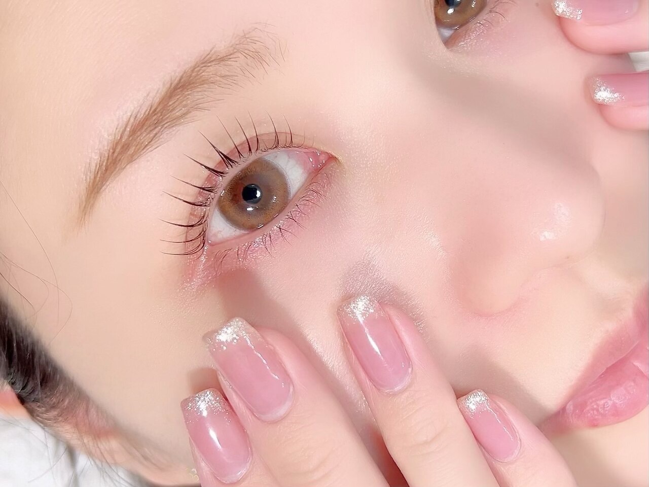 【姪浜駅】≪毎週日曜&祝日が定休・営業時間17時まで≫子育て中のママさんも大歓迎！丁寧なカウンセリングでお客様と深く関わることができるトータルビューティーサロン「Eyebii 姪浜駅前店（アイビーメイノハマエキマエテン）」からアイリスト（まつげパーマ）の求人☆☆