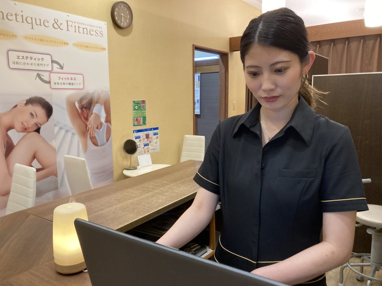 【新丸子】≪産休育休実績あり・実働7.5時間・有給休暇あり・社会保険完備≫など抜群の高待遇と安心の研修体制が人気！専門的な知識のもと、自分自身もきれいになれる！「GRASA 武蔵小杉店（グラサムサシコスギテン）」からエステティシャンの求人☆☆