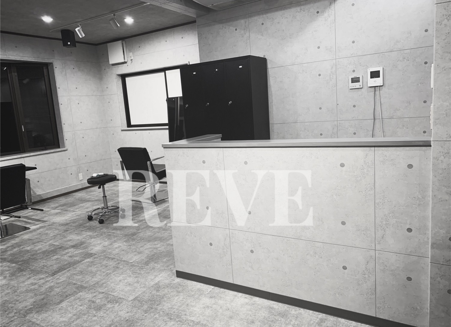 【比叡山坂本】≪月給20万円～≫≪月8日休み≫≪土日休みOK≫最短2年でスタイリストデビュー可能！20～30代のお客様がメインのサロン！「REVE（レーヴ）」からアシスタント（美容師）の求人☆★